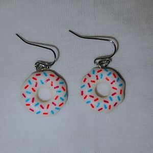 Homemade white donut earrings! 🍩